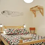 ホステル - & Dorms *