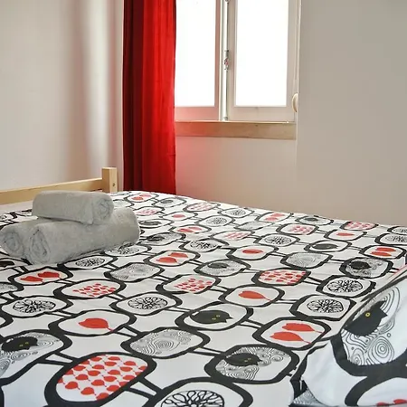 - & Dorms Nazaré