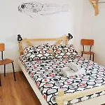 Hostel - Rooms&dorms Nazaré