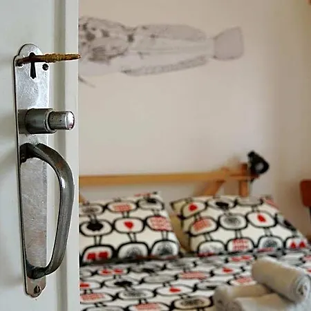 Vandrarhem - & Dorms *