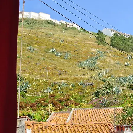 - & Dorms Hostel Nazaré