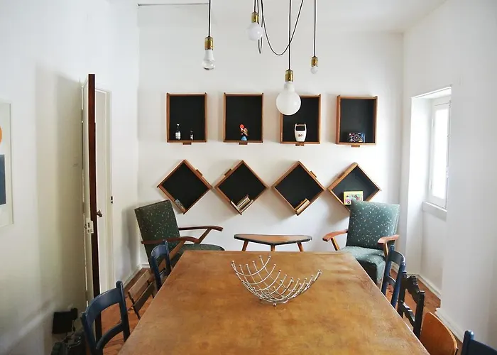 - & Dorms Hostel Ναζαρέ